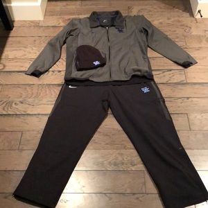 Nike University of Kentucky Travel suit